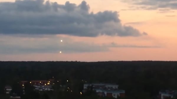 Multiple UFOs Filmed Near Strängnäs, Sweden (2018)